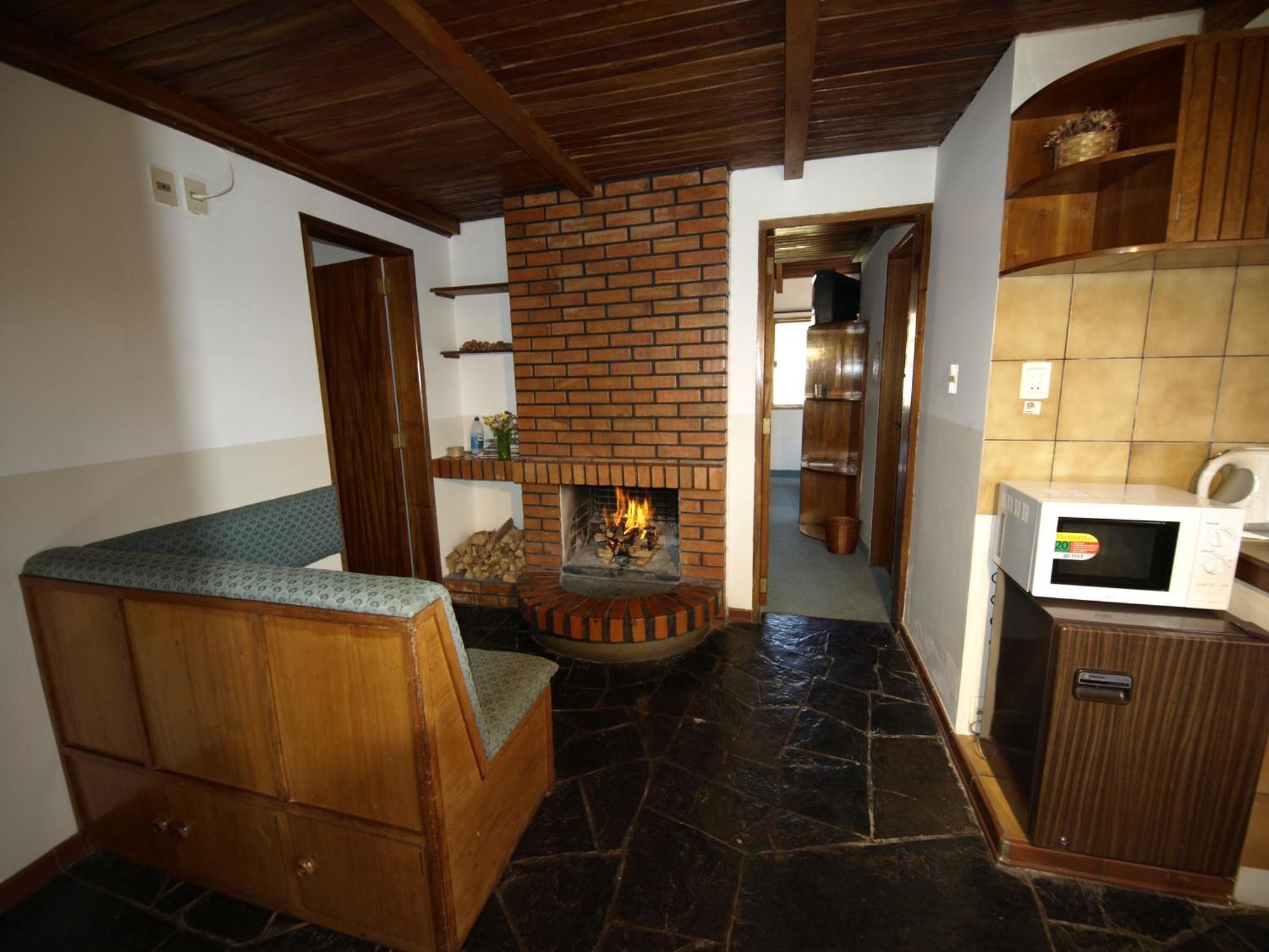 Hotel Oberland Mallasa Extérieur photo